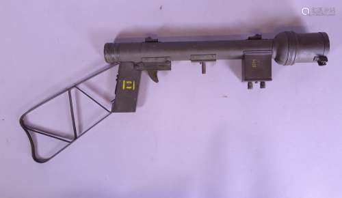 Arme: Pistolet de signalisation lumineuse (signal lampe M-22...
