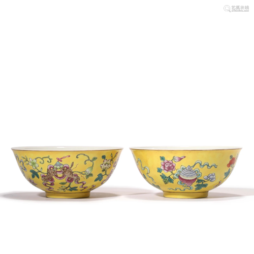 A Pair of Two Painted Enamel Bowls, Tongzhi Mark