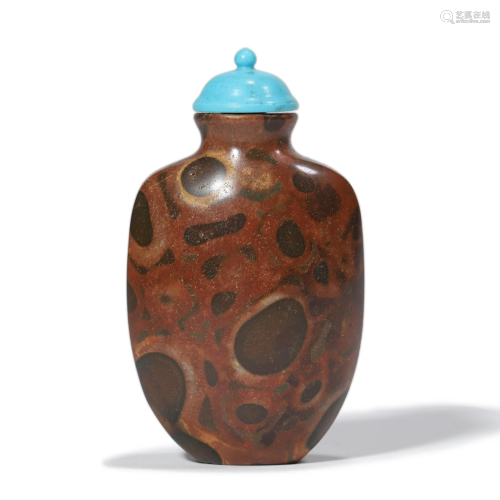 A Mottled Stone Snuff Bottle