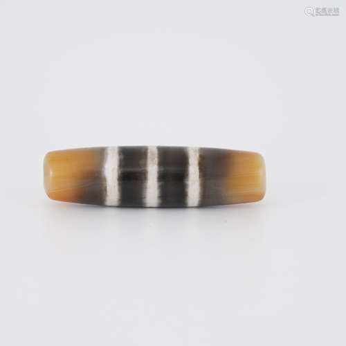 Three Lines Agate Dzi Bead