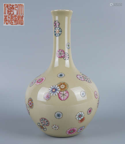 Famille Rose Flower Globular Vase