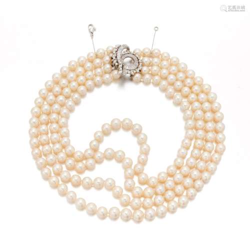 Cultured pearl and diamond necklace  (Collana in perle colti...