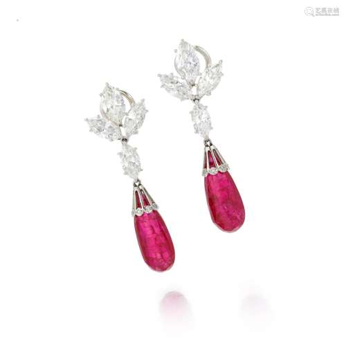 Pair of ruby and diamond earrings (Paio di orecchini in diam...