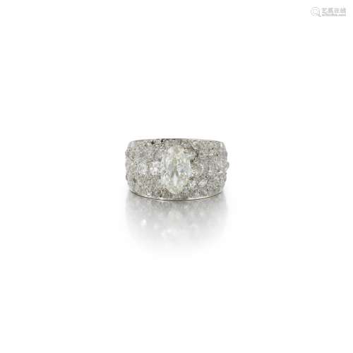 Diamond ring (Anello con diamanti)