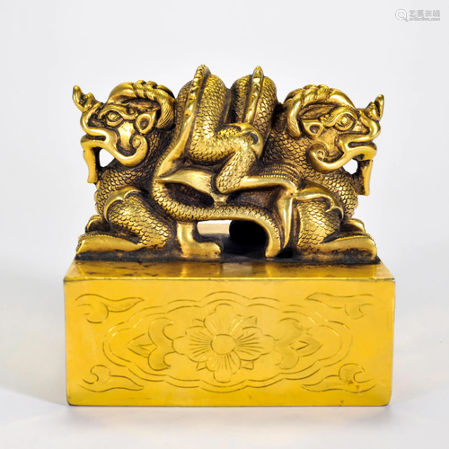 A Gilt-bronze Beast Seal Qing Dynasty