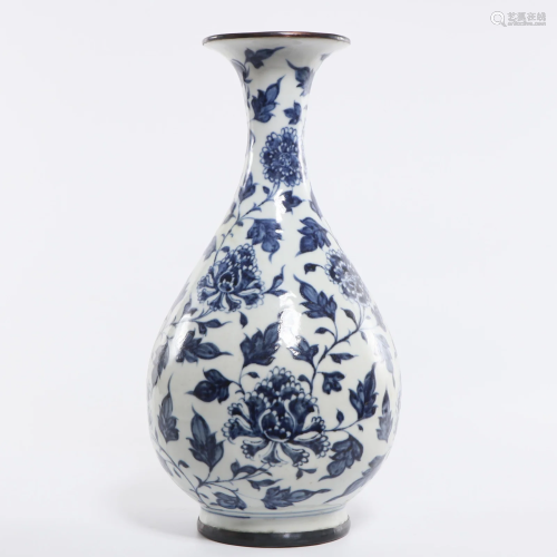 A Blue and White Vase Yuhuchunping Ming Dynasty