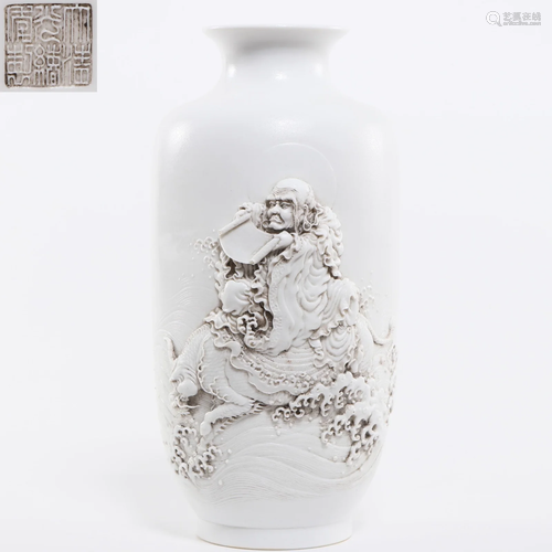 A Monochrome Lantern Vase Qing Dynasty