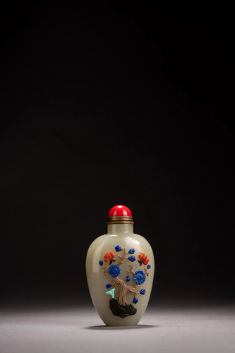 Hard Stone Inlaid White Jade Snuff Bottle