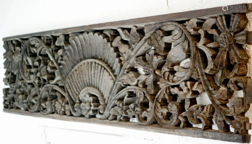 Artwork wood carving, part of a Japanese temple, size