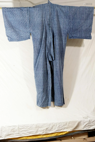 Traditional Japanese kimono size 127 * 137 cm