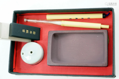 Japanese ink cartridge set