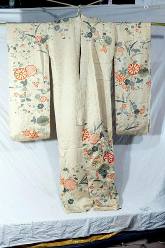 Traditional Japanese kimono size 123 * 163 cm