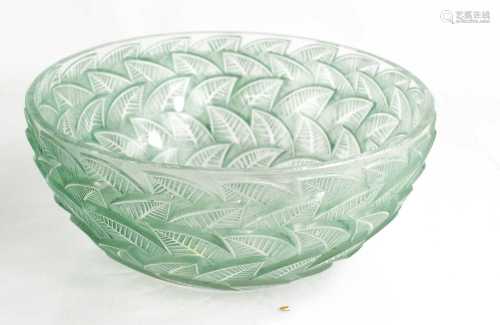 Rene Lalique Ormeaux pattern bowl decorated with Fern Leaves...