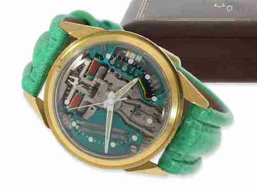 Wristwatch: Bulova Accutron Spaceview in the rare solid gold...