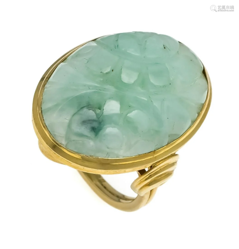 Jade ring GG 750/000 with an