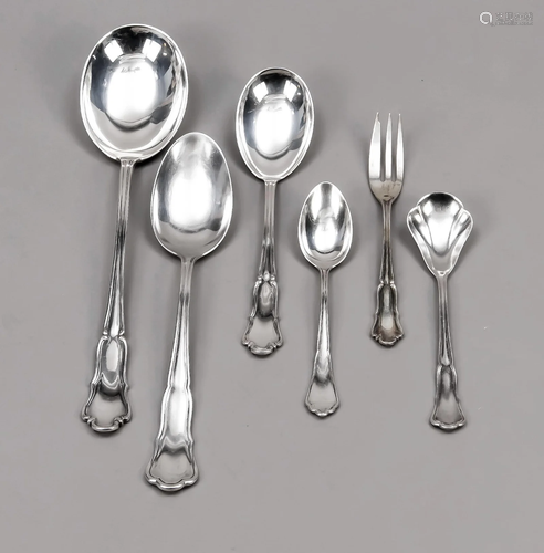 Set of 18 pieces of cutlery,