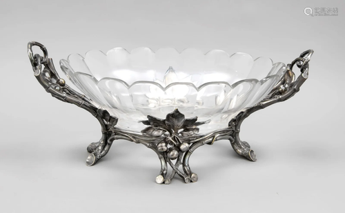 Large oval bowl, France, earl