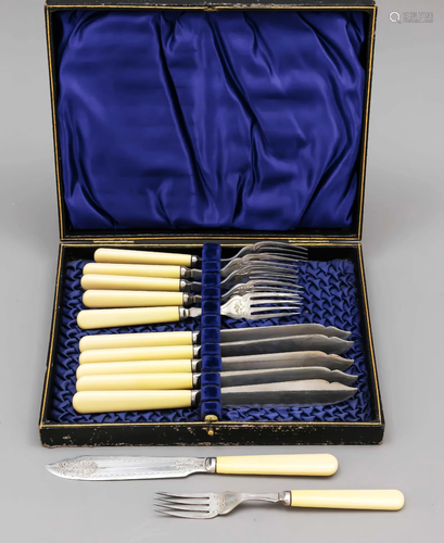 Fish cutlery for six persons,