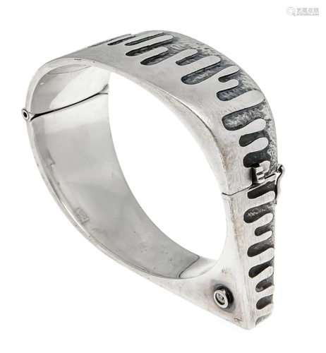 Designer hinged bangle silver