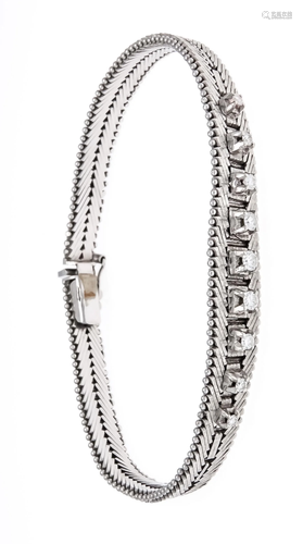 Brilliant-cut diamond bracele