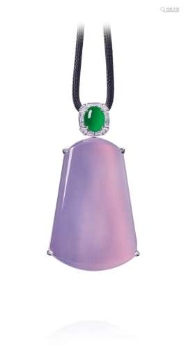 天然紫罗兰翡翠平安无事牌配满绿翡翠蛋面及钻石吊坠