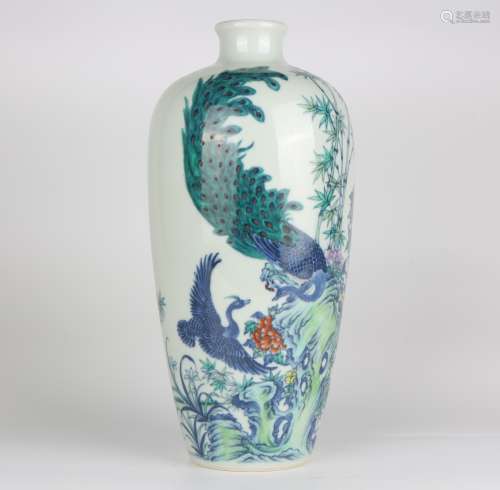Peacock Mei Vase with Clashingcolor, Qianlong Reign Period, ...