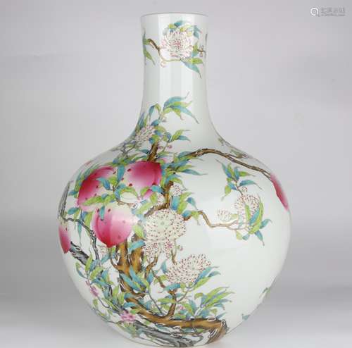 Famille-rose Globular-shape Vase with Nine Peaches, Qianlong...