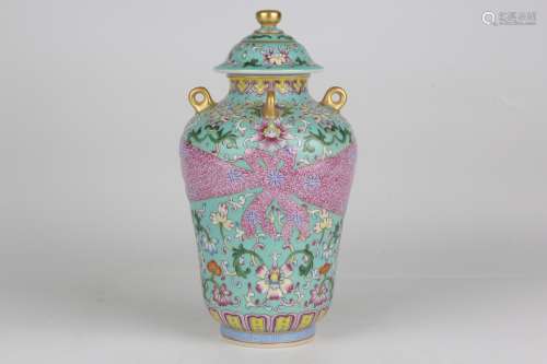 Ribbon Pattern Vase with Gold-traced Design in Enamels, Qian...