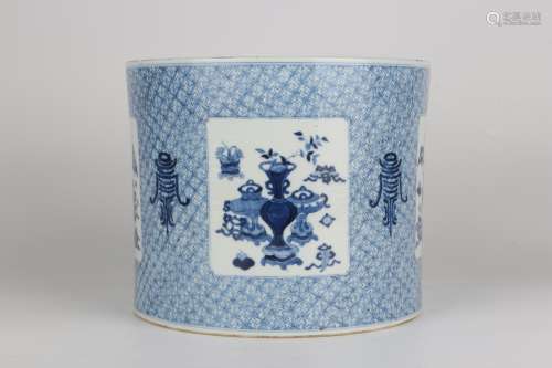Blue-and-white Brush Holder, Kangxi Reign Period, Qing