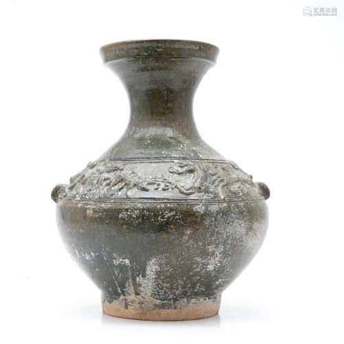 Chinese "Hu" vase, from the Han diasty, in glazed ...