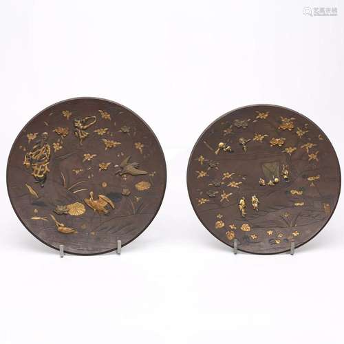 JAPANESE MEIJI SCHOOL, 19TH CENTURY. Pair of dishes.