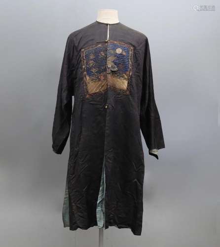 Qing Chinese officer's robe, with embroidered rank insi...