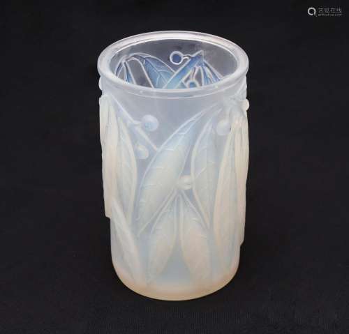 RENÉ LALIQUE. "Laurier" vase.