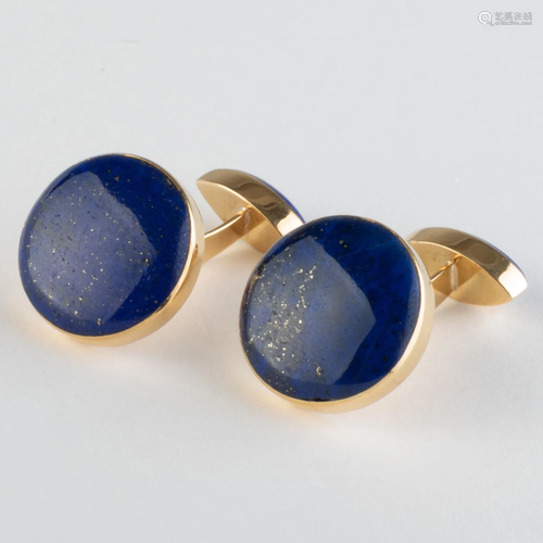 Pair of 18k Gold and Lapis Lazuli Cufflinks