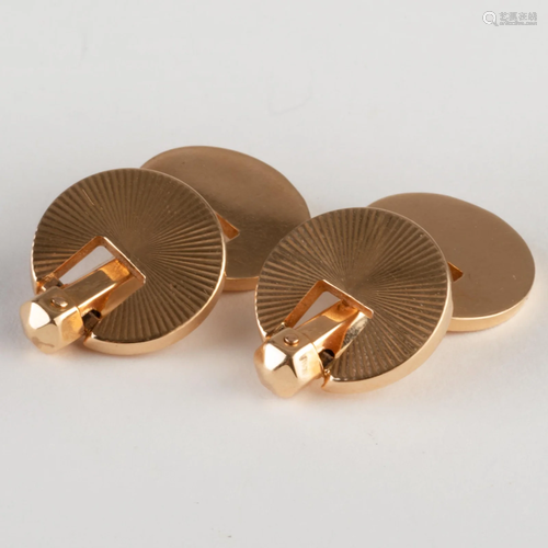 Pair of Mecan 18k Gold Disc Cufflinks