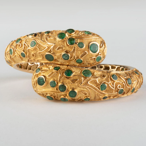 18k Gold and Emerald Hinged Cuff Bracelet