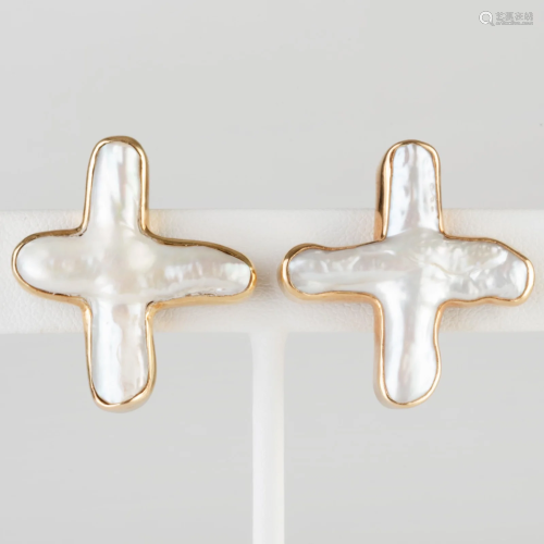 Pair of Christopher Walling 18k Gold and Cultured Pearl