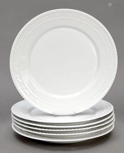 Six flat dinner plates, KPM Be