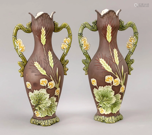 Pair of Art Nouveau vases, 20t