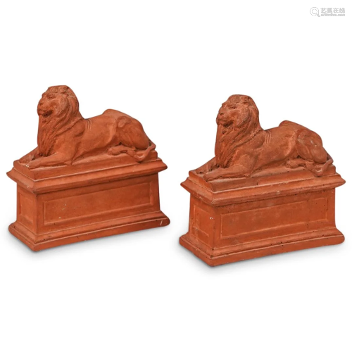 (2 Pc) Italian Terracotta Reclining Lyon Bookends