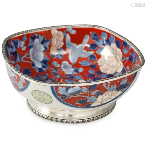 Japanese Imari Porcelain Bowl