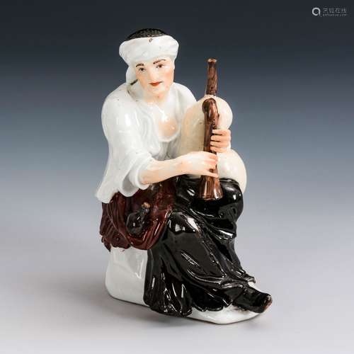 Bettlerin mit Dudelsack. Meissen.