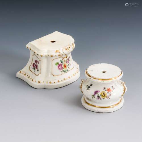 2 Sockel mit Blumenmalerei. Meissen.