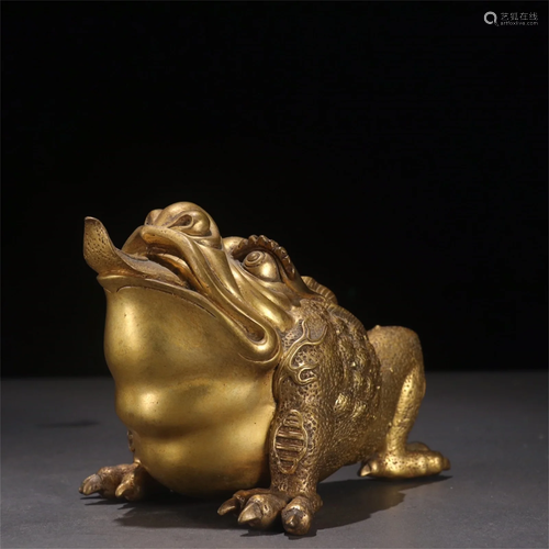 A Gilt Bronze Toad Shaped Ornament