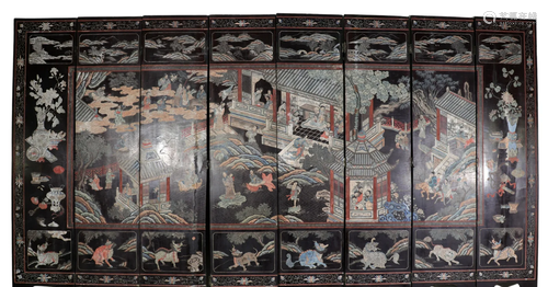 China lacquer Coromandel screen decorated with a scene