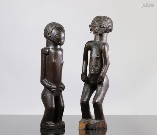 Large couple Tchokwe Angola dark patina early 20th