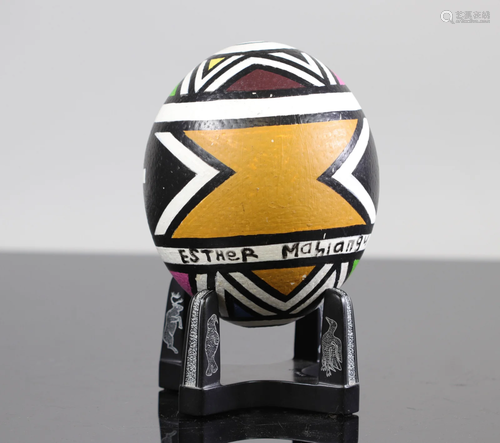 Esther MAHLANGU (1935) Painted ostrich egg -South