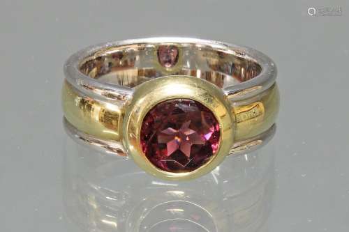 Ring, modernes Design, WG/GG 585, 1 runder facettierter pink...