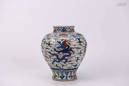 A Wucai Glaze Dragon Jar