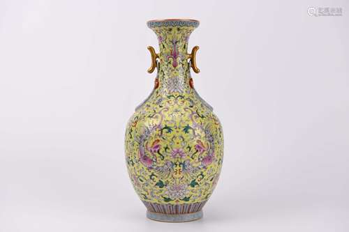 A Yellow-Ground Yangcai and Gilt Decorated Phoenix Vase